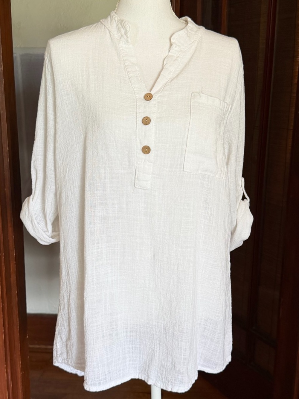 Italian Womens White Rolled Tab Sleeve Cotton Shirt Coastal Minimalist Beach